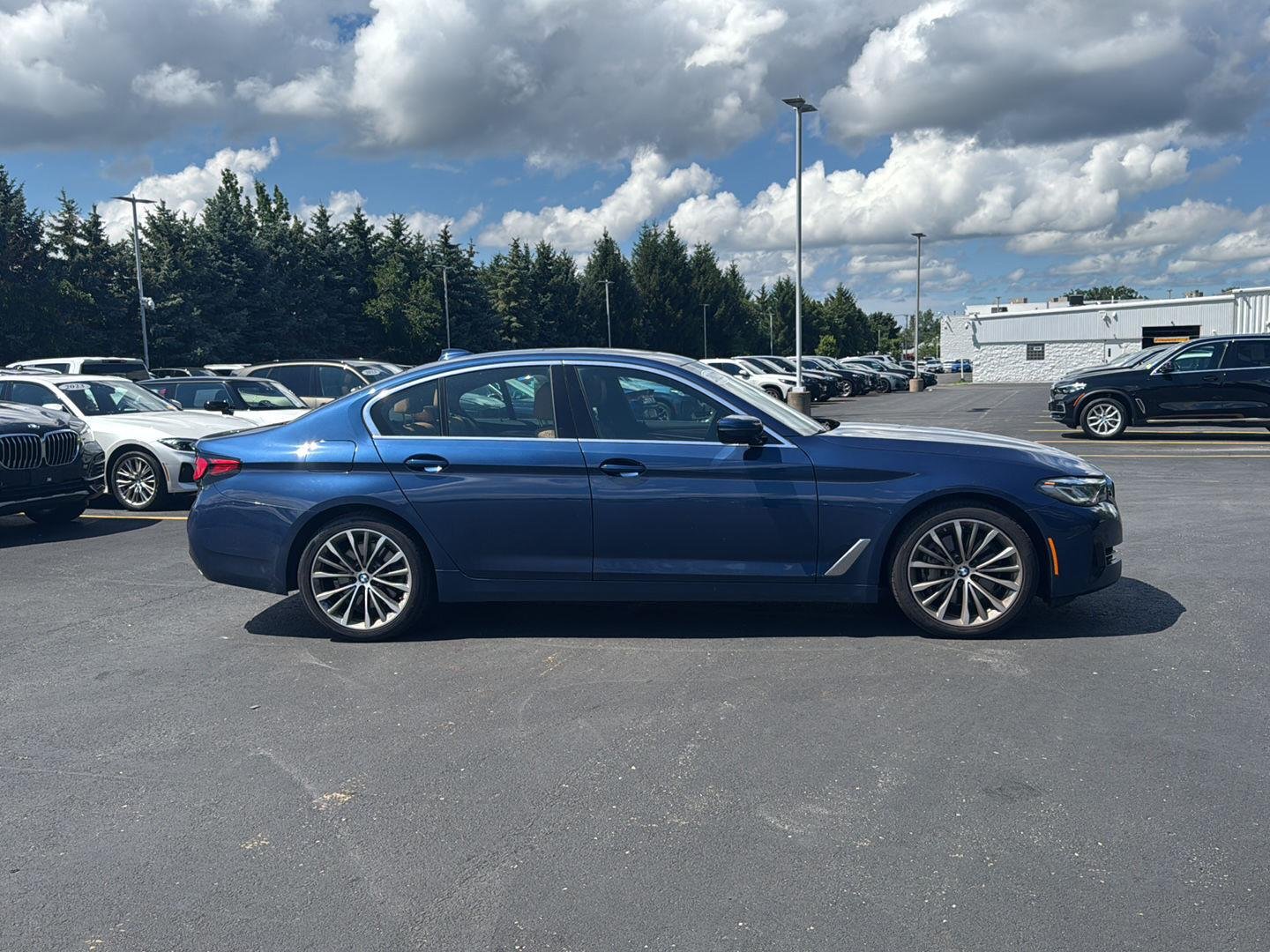 bmw 5 series 2022 WBA73BJ00NCJ90031 image bmw 5 series 2022 WBA73BJ00NCJ90031 image